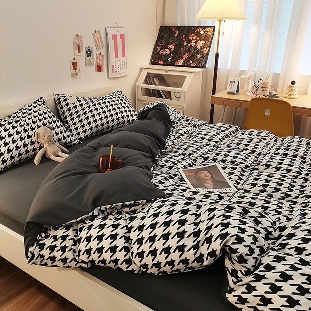 D4F8A13F-1E1A-4511-BA2A-3D4642853F0A