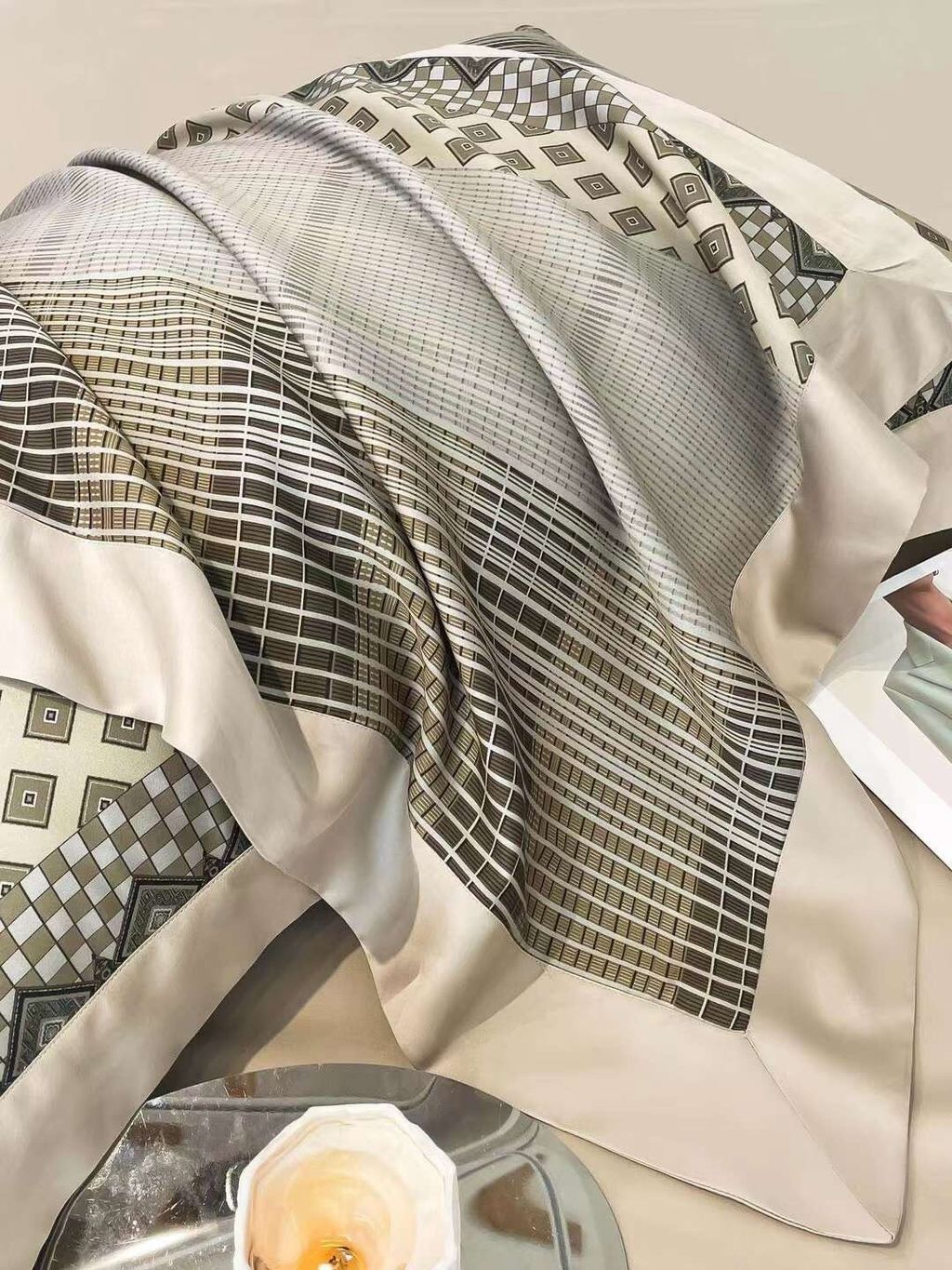 6AF44145-89BD-4280-9F68-E603362F566A