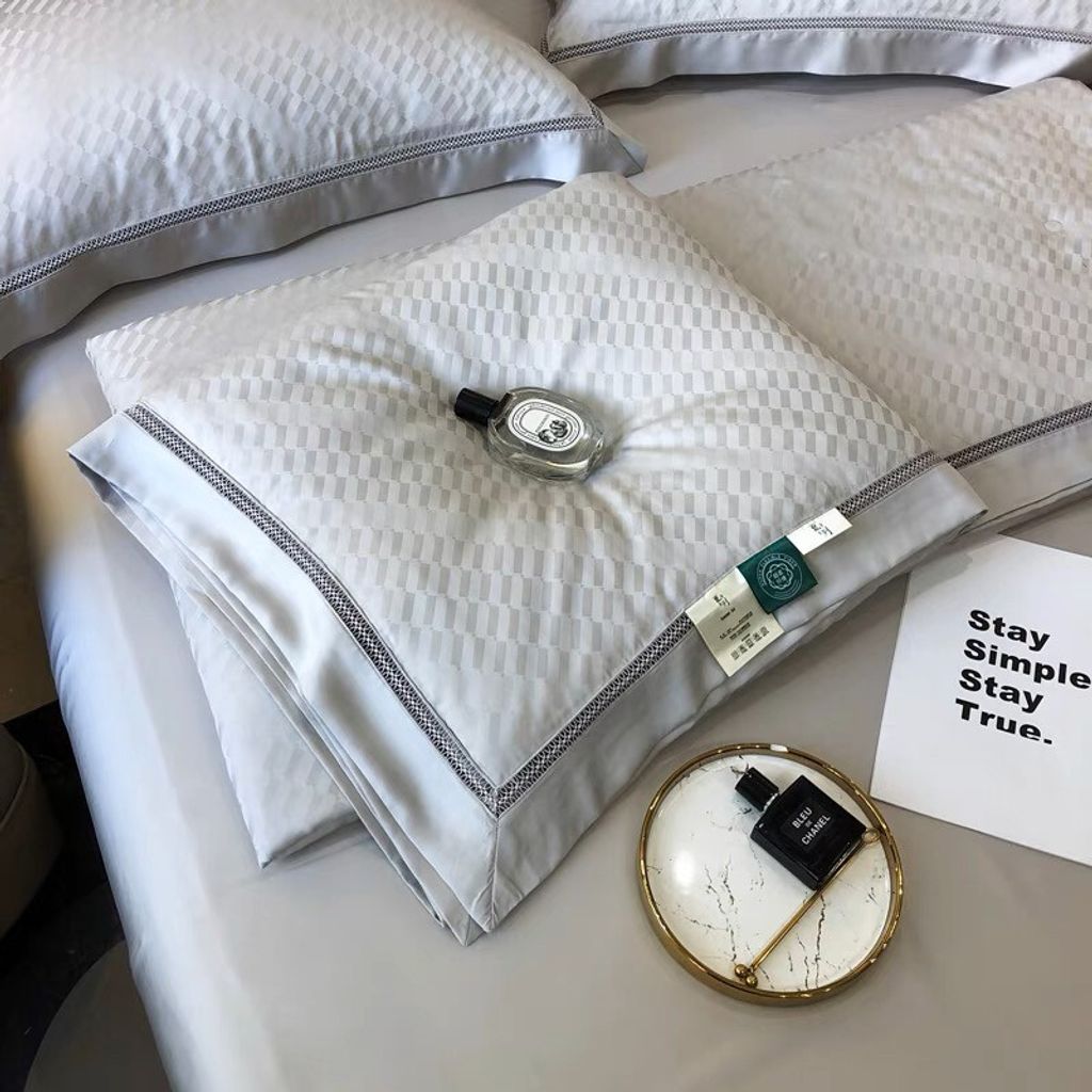 D0739EB2-3335-4606-9BC8-13EDD321397D