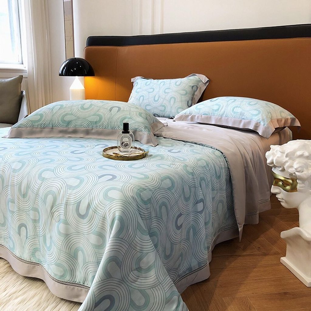 10ADE4E8-3F90-4AFE-A554-C8B87AC2A00A