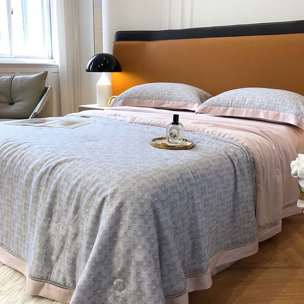 EBC1AE61-2398-4090-A171-F18CE4A34EAA