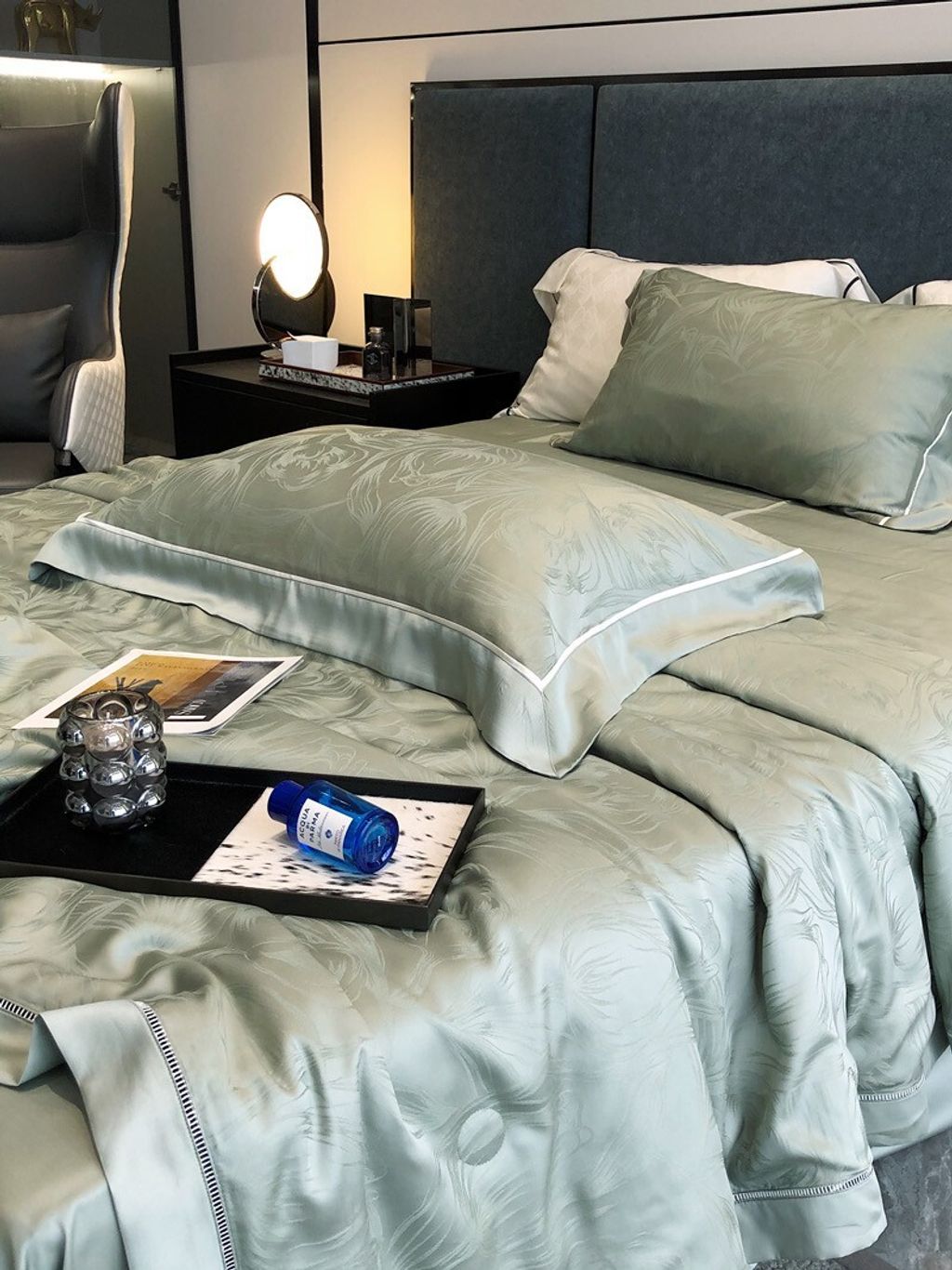 81B21E5D-426C-4E90-A247-571BB0B428C8