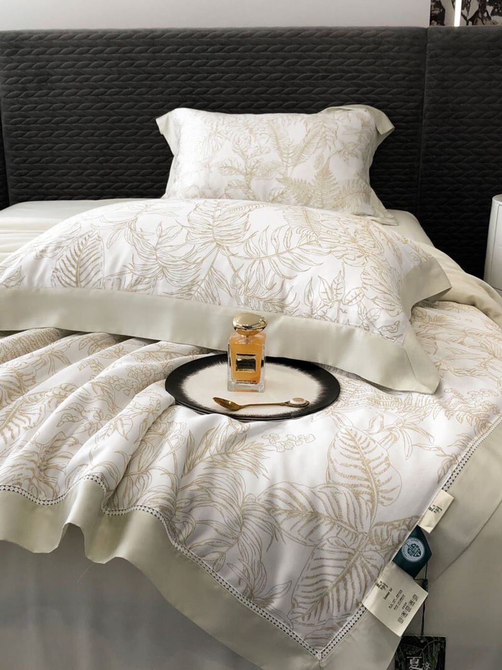 01DE4631-9932-43A1-8776-A54CDB2DC64B