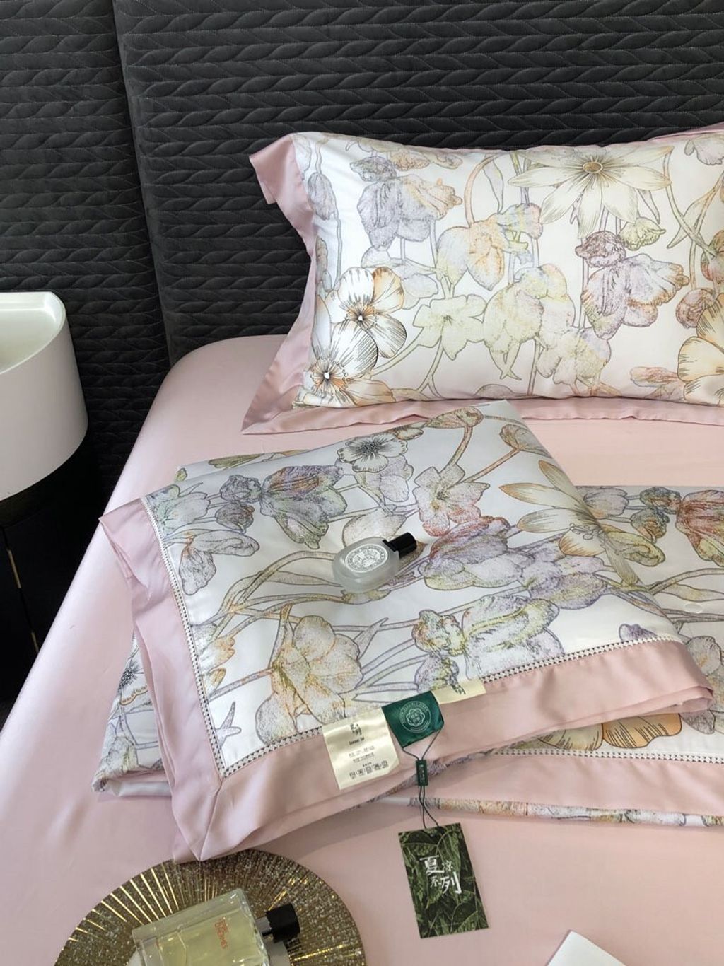 F3DAF834-4994-4BE4-9DFF-B28BB8119574