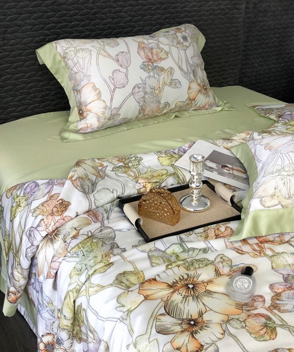 7F5CC766-416E-4DEA-B497-2158377A02CB