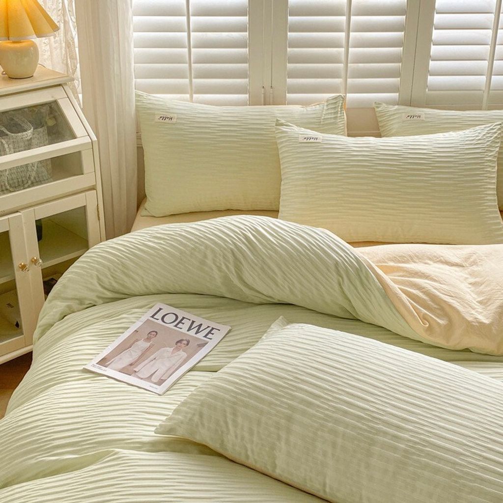 38F8F062-E155-45A0-A1CE-5044C9E710ED