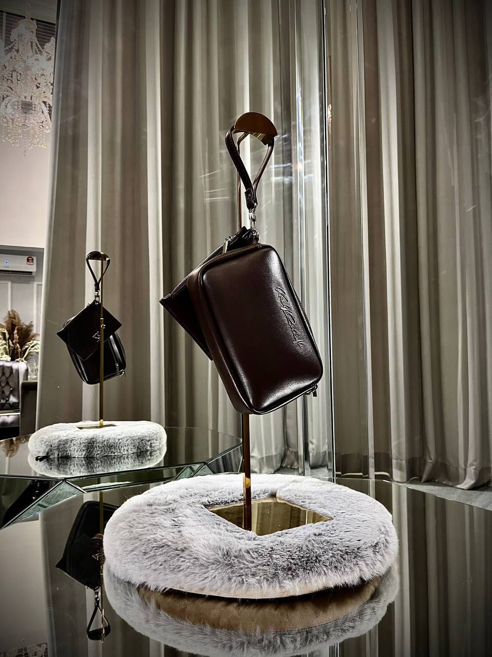 6210931522639348224 (3)