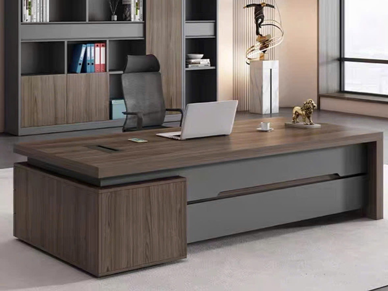 Bàn giám đốc chữ I