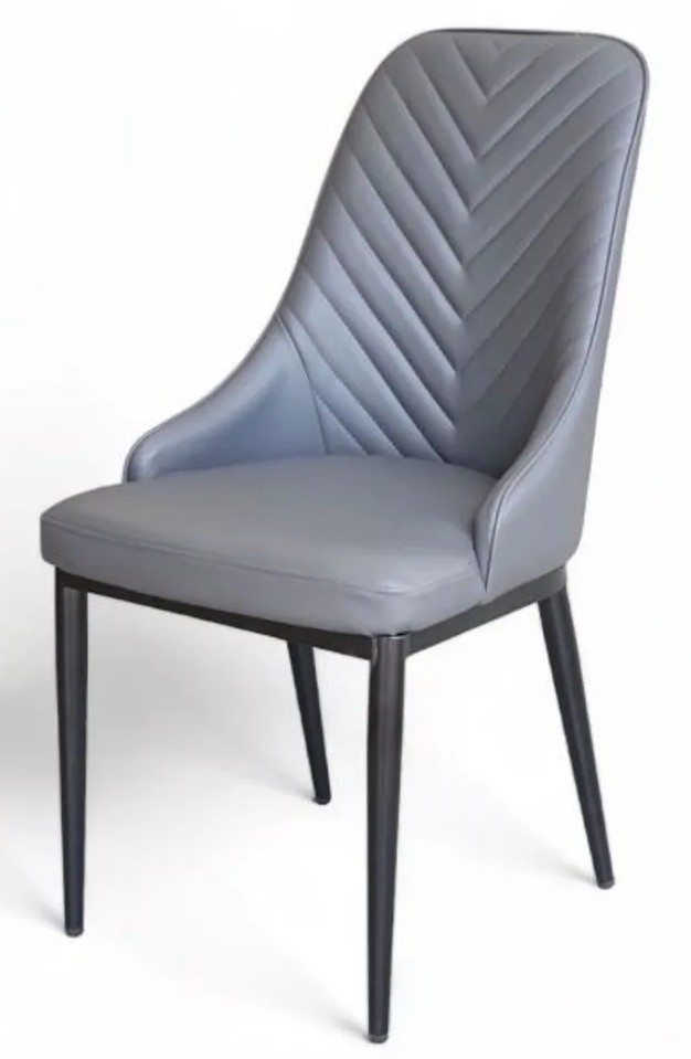 Ghế ăn chân sắt chắc chắn