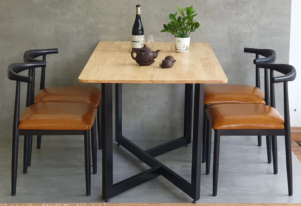 Bộ bàn ghế ăn 4 ghế gọn gàng, tiết kiệm diện tích