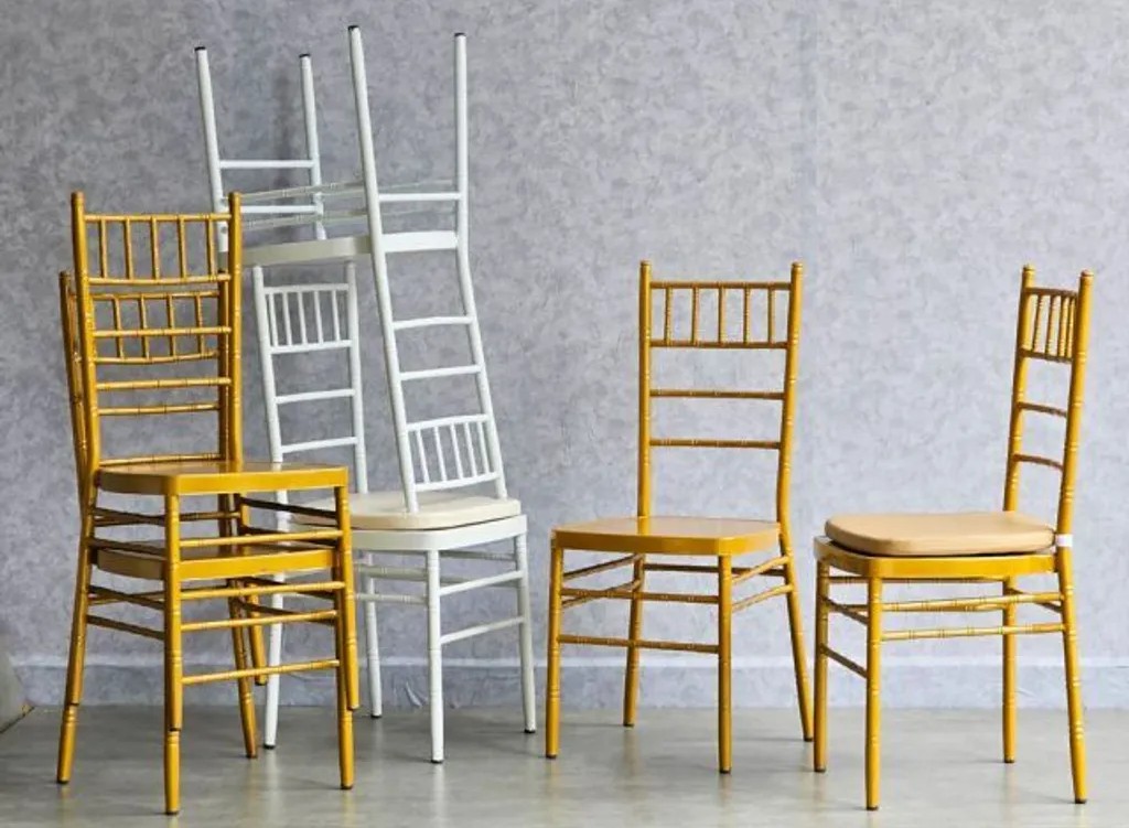 Ghế nhà hàng tiệc cưới thanh lịch tại Hà Nội