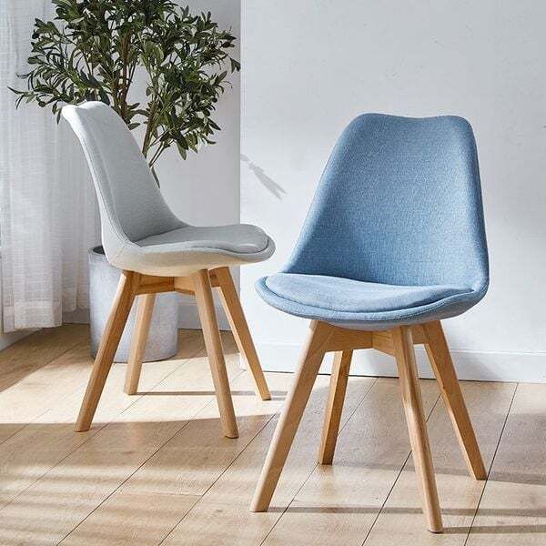 ghe-eames-dem-vai-chan-go-nhap-khau__9__d5980fd581ca463cac08cfd850861120_grande