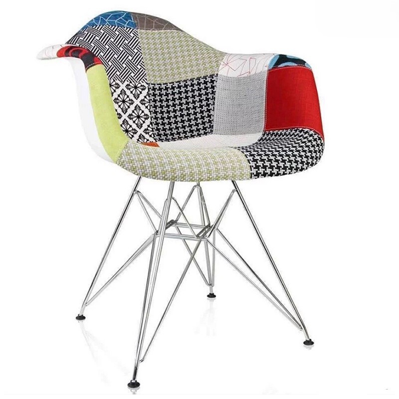 Tho-Cam-co-tay-chan-inox-Eames-ct1
