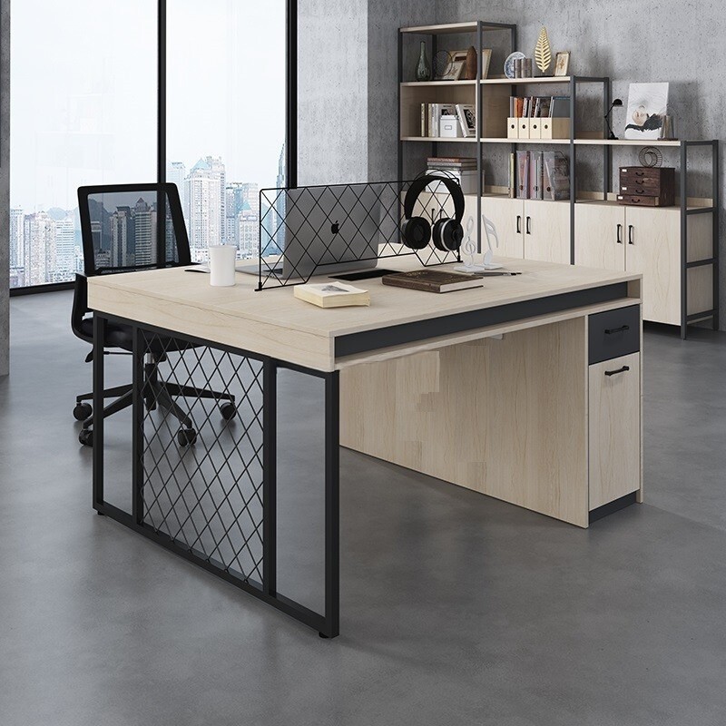 STAFF-DESK-17