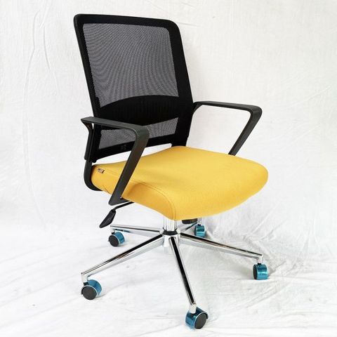 ghe-van-phong-chan-xoay-nem-vang-java-xt01-01