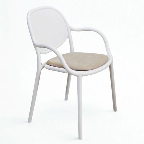 ghe-cafe-nhua-co-nem-1