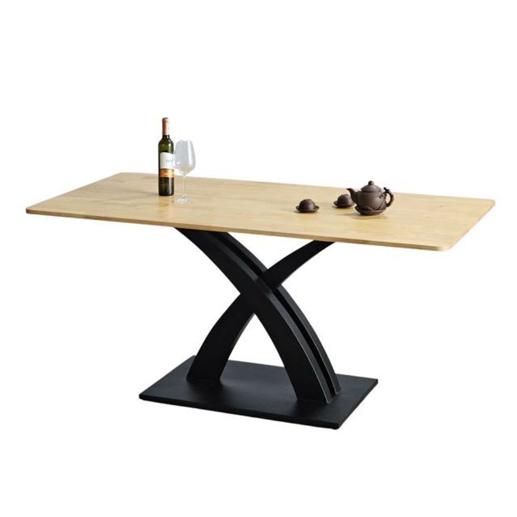 ban-an-chu-nhat-chan-sat-mat-go-cao-su-1