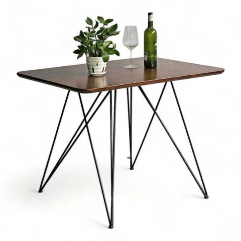 ban-an-chu-nhat-go-tram-chan-sat-1