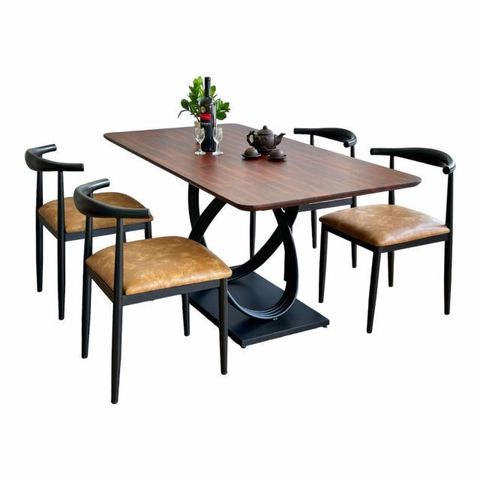 bo-ban-an-4-ghe-ngoi-1