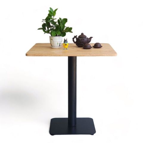 ban-cafe-vuong-80cm-go-cao-su-chan-sat-1