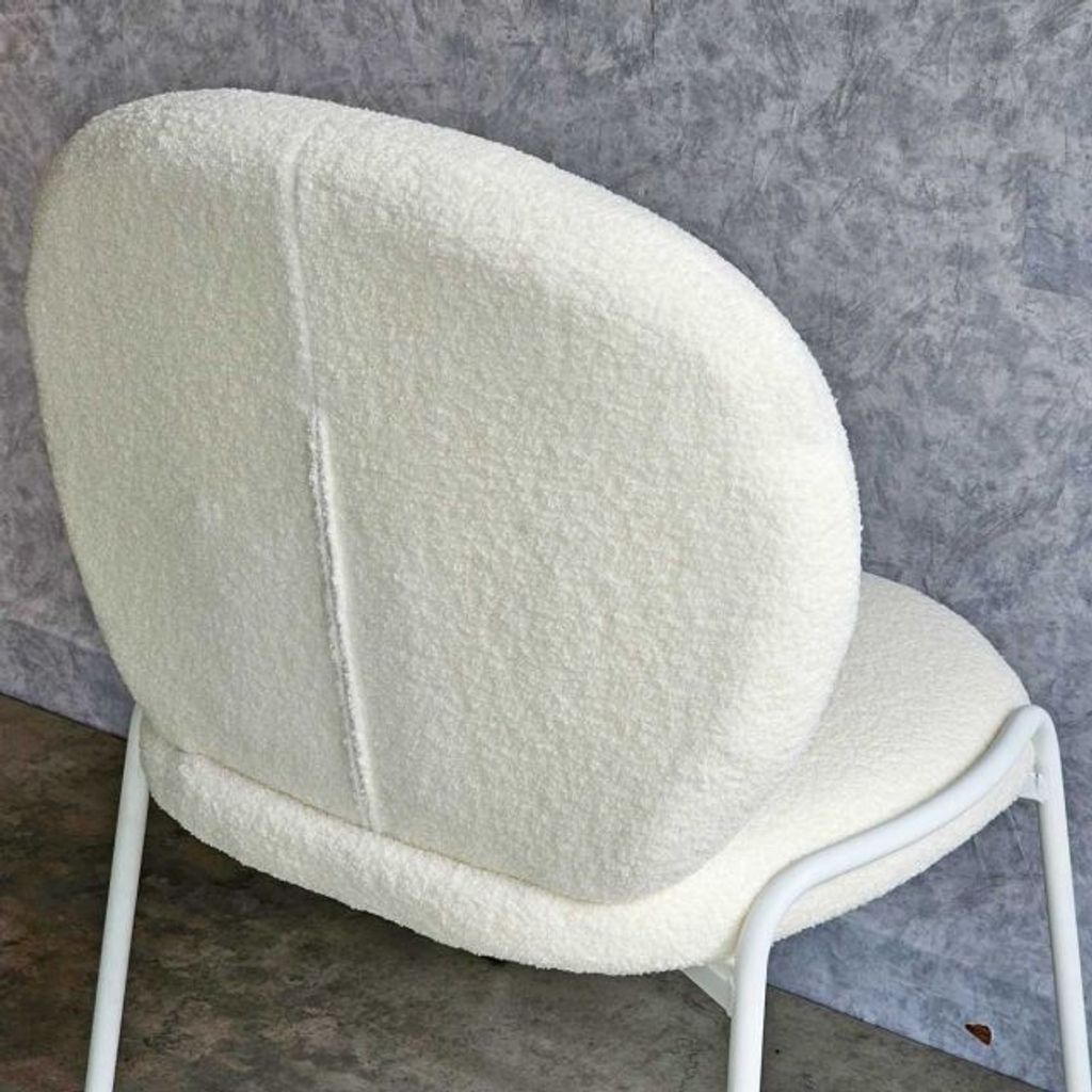 ghe-tua-boc-nem-chan-sat-boc-long-cuu-9