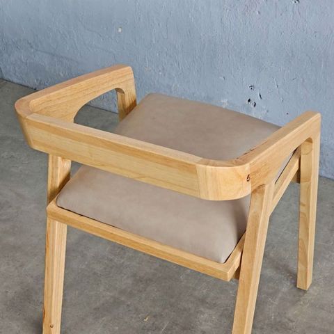 ghe-cafe-go-cao-su-boc-nem-12