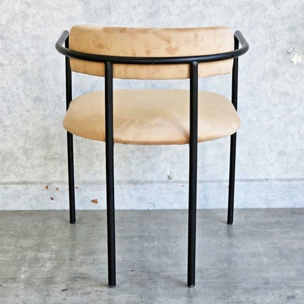 ghe-cafe-khung-sat-boc-nem-5