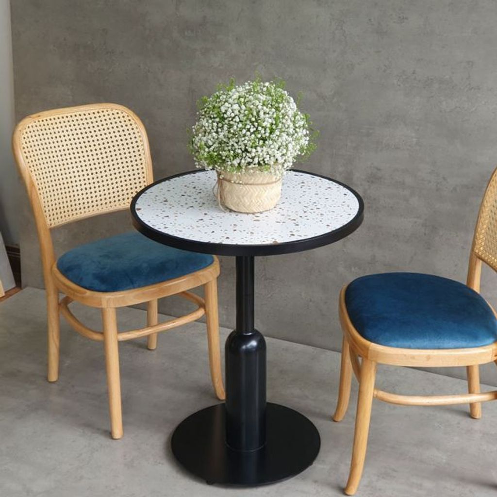 ghe-cafe-khung-go-lung-luoi-mat-cao-8