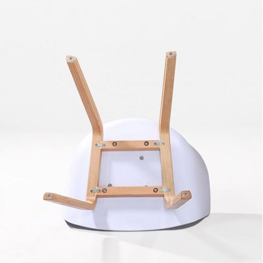 ghe-nhua-eames-chan-sat-cao-cap-4