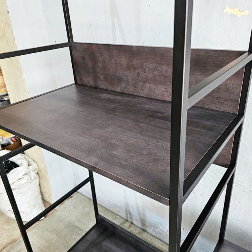 ke-treo-quan-ao-khung-sat-go-10