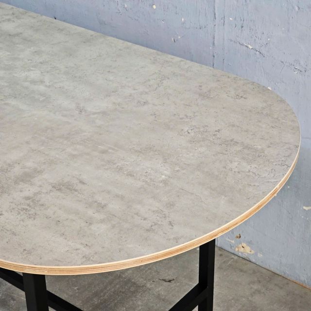 ban-an-Oval-chan-sat-lap-rap-go-plywood-5