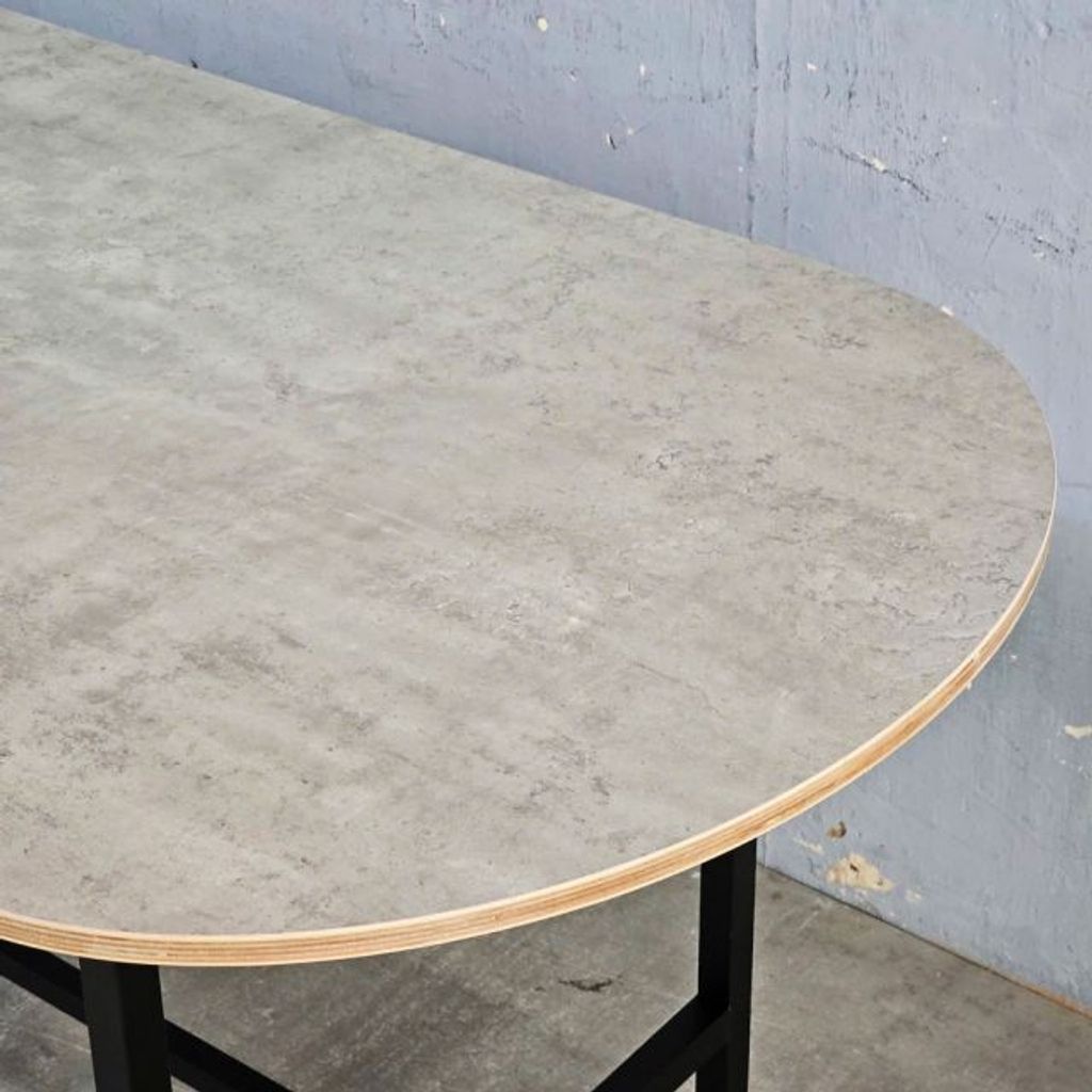 ban-an-Oval-chan-sat-lap-rap-go-plywood-5