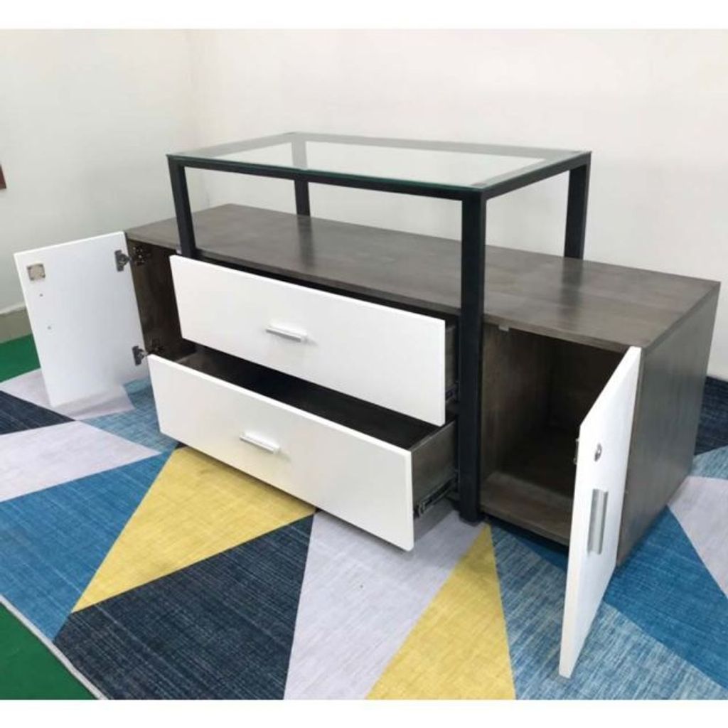 tu-tivi-mat-kinh-02
