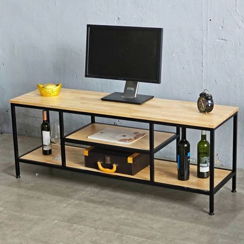 ke-TV-don-gian-go-cao-su-khung-sat-3