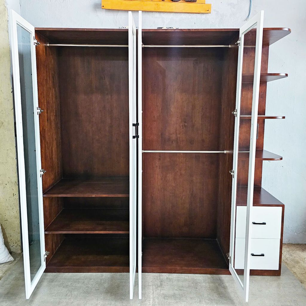 he-tu-quan-ao-3-ngan-go-cao-su-7