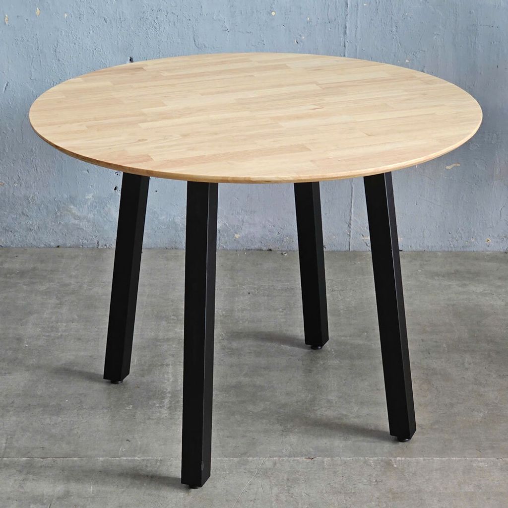 ban-an-tron-Gerda-go-cao-su-2