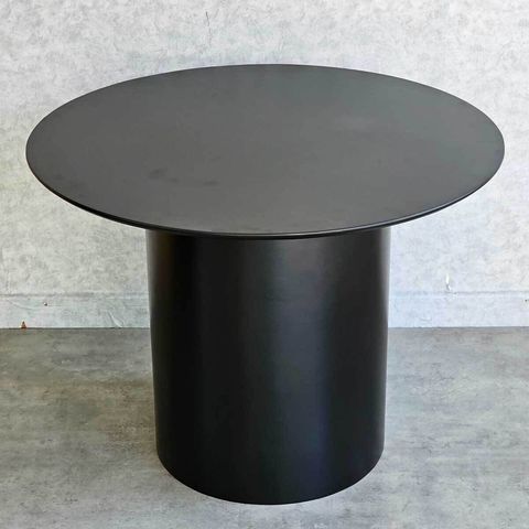 ban-an-tron-go-tram-son-mau-den-9