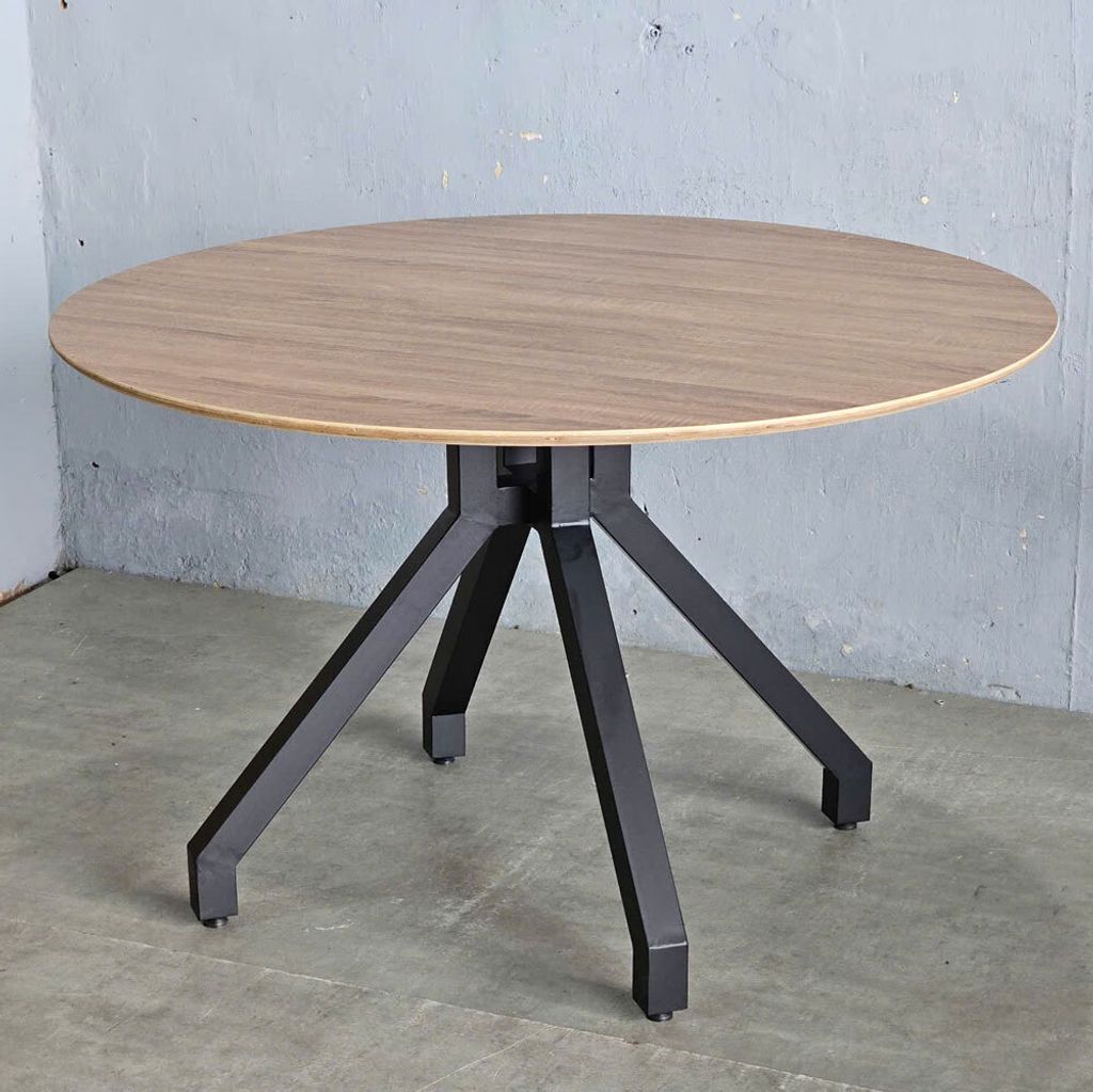 ban-an-tron-chan-sat-go-plywood-2