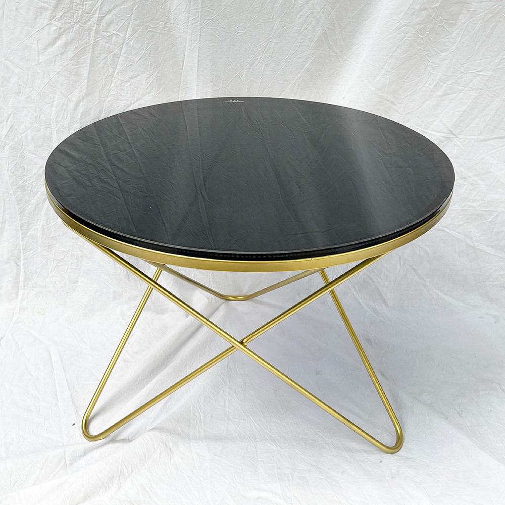 tt68127-ban-sofa-mat-kinh-den-chan-vang-dong-04