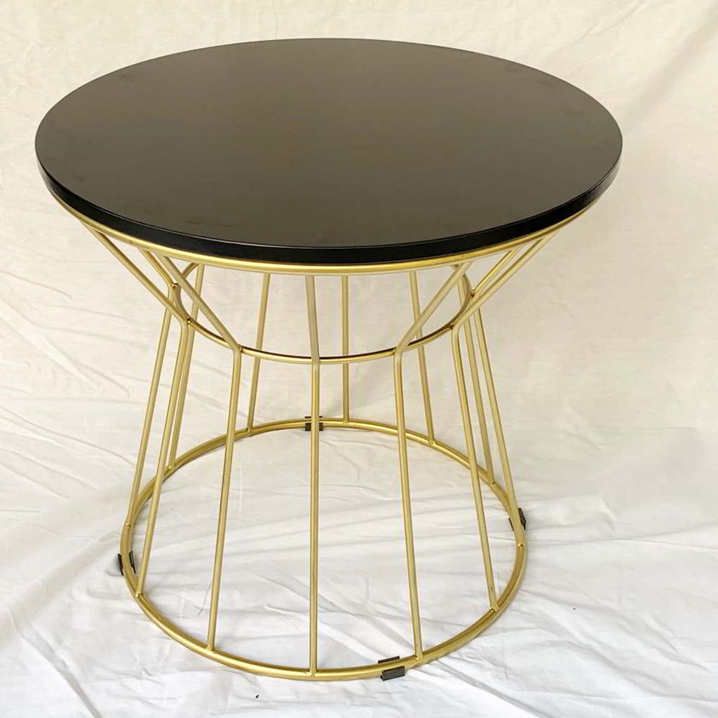 TT68094-ban-sofa-go-cao-su-mau-den-01