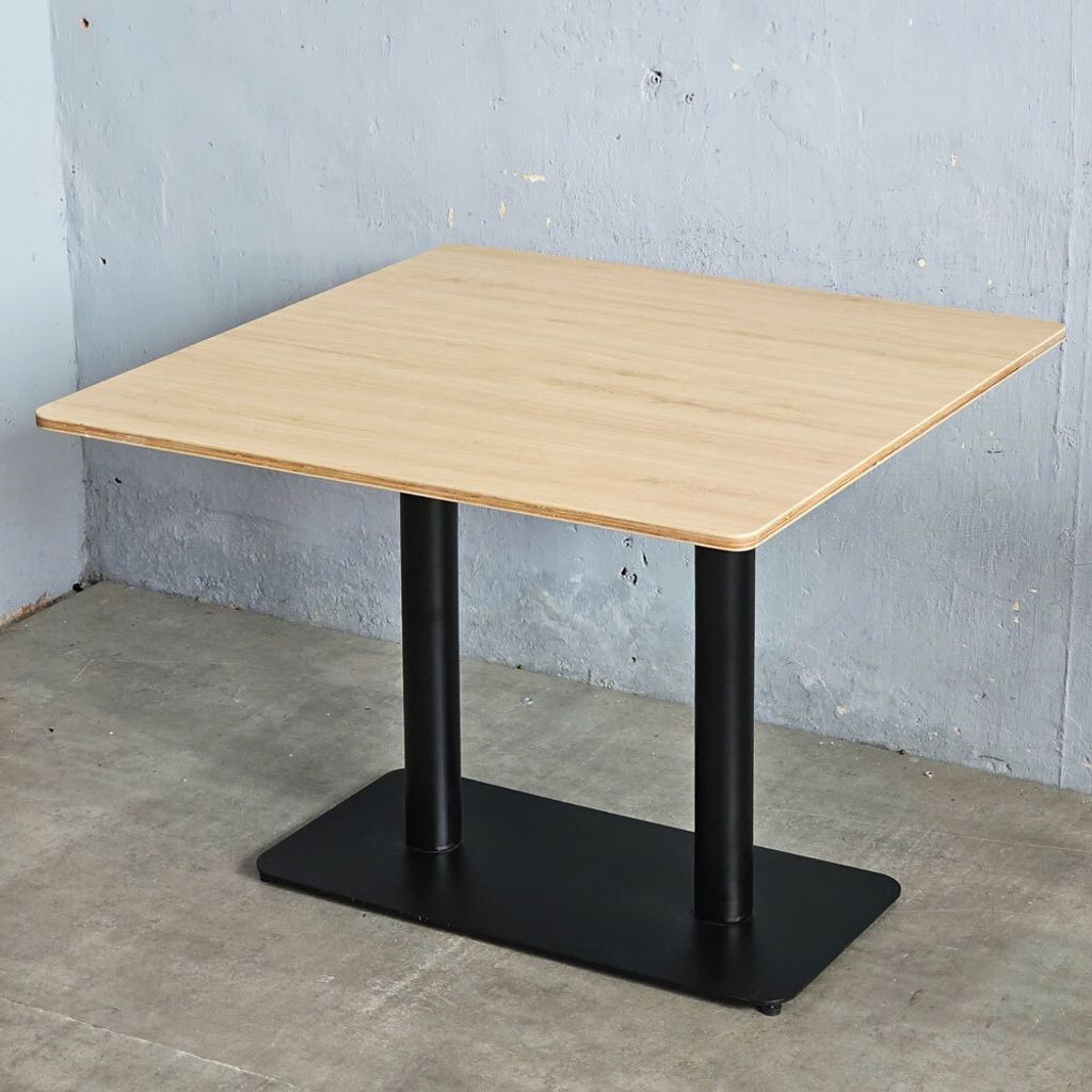 ban-an-vuong-95x95-chan-sat-2