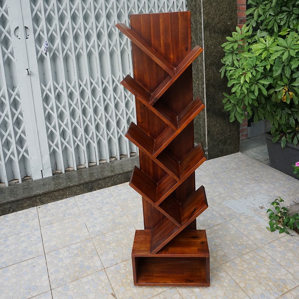 ke-sach-hinh-cay-trang-tri-2