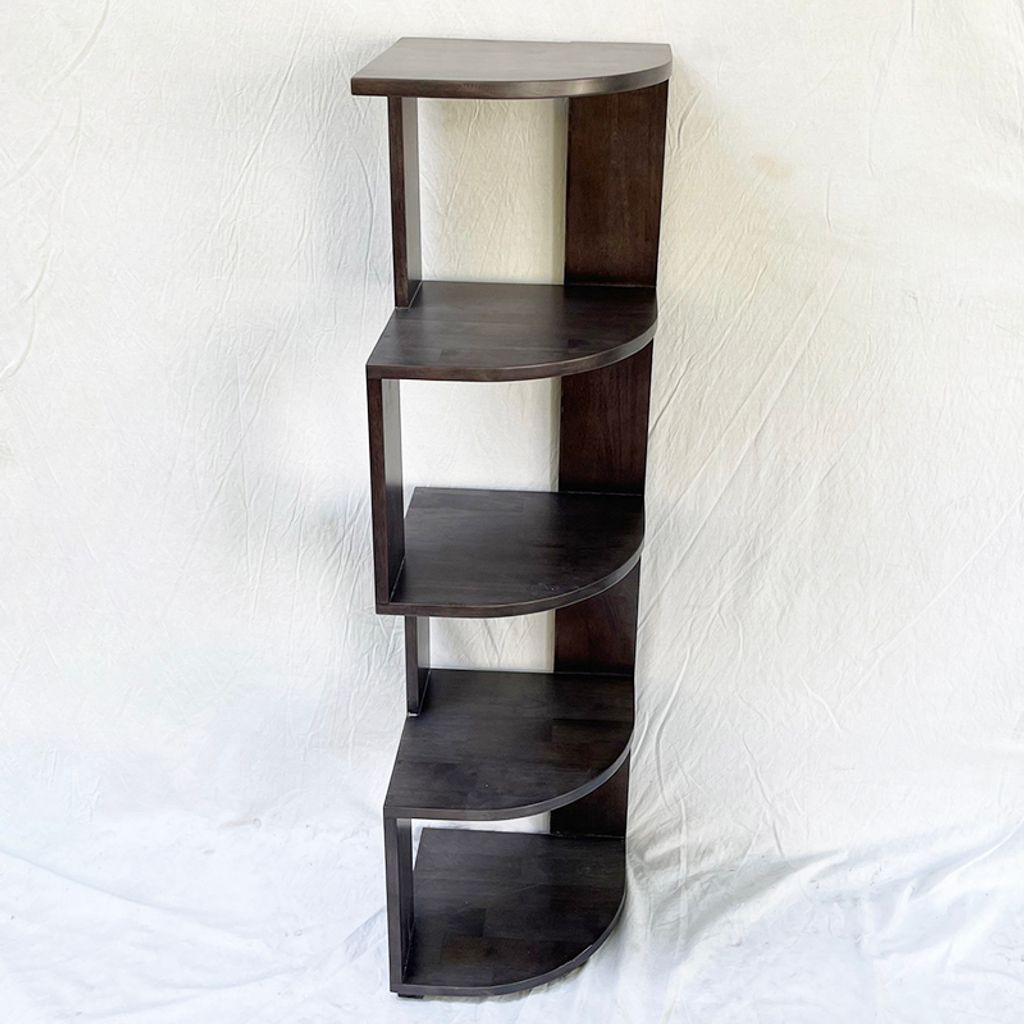 ke-goc-tuong-go-cao-su-nau-lau-KGT68014-02