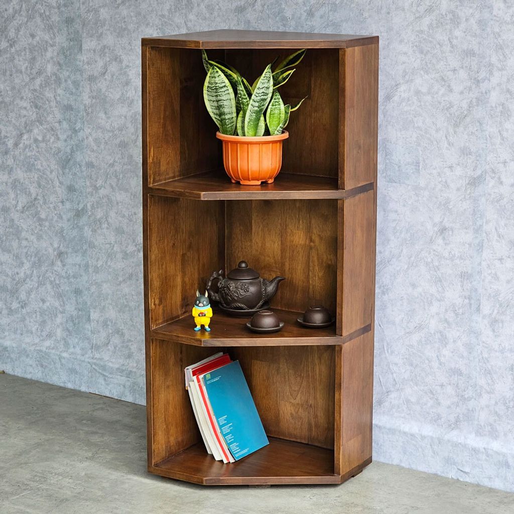 ke-goc-tuong-go-cao-su-