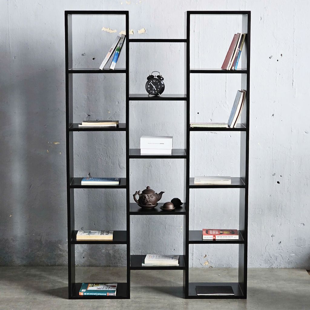 ke-sach-o-vuong-son-mau-den-7