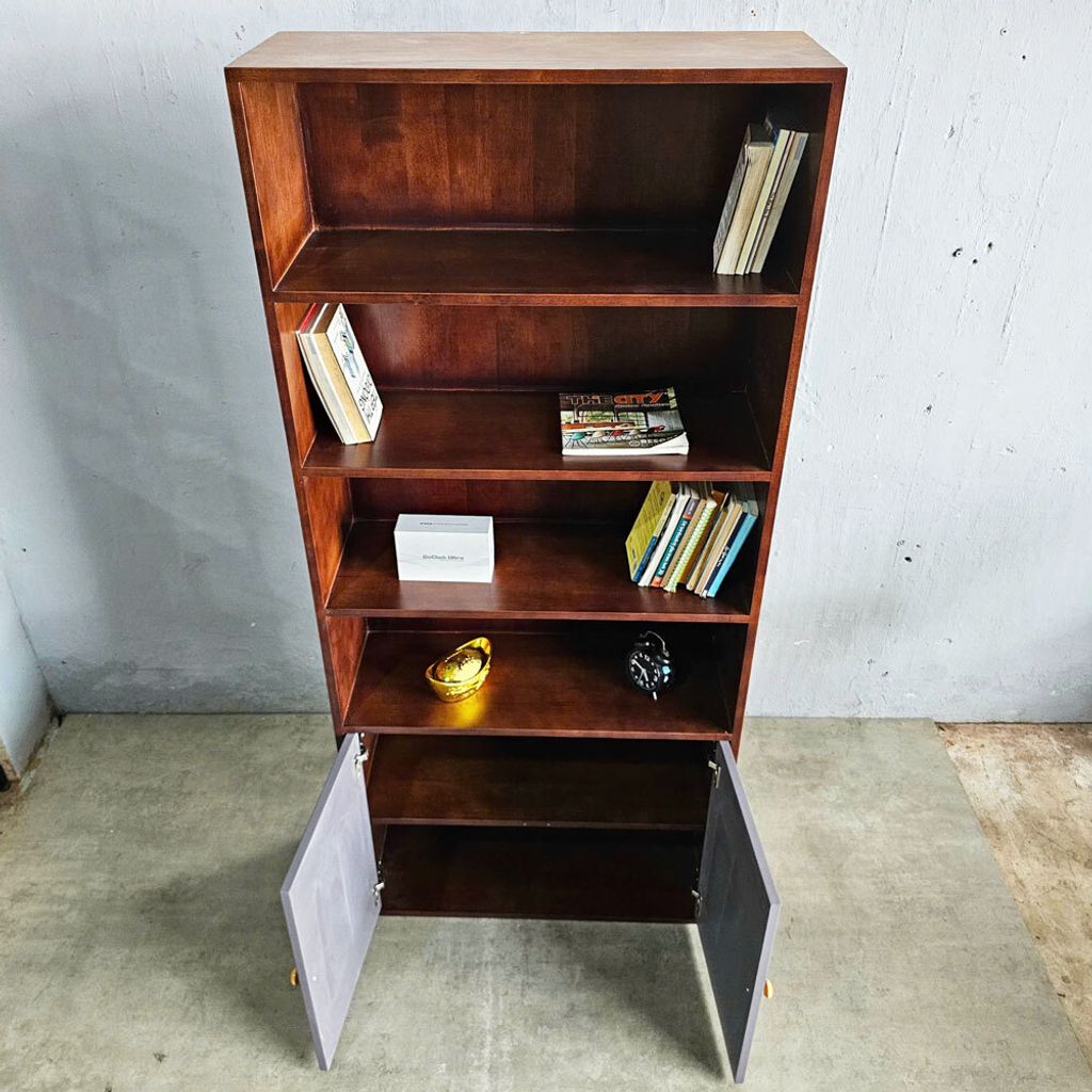 ke-sach-co-ngan-tu-go-cao-su-9