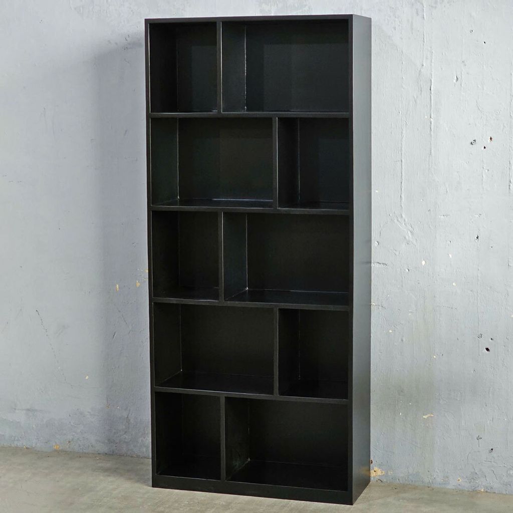 ke-sach-go-son-mau-den-2