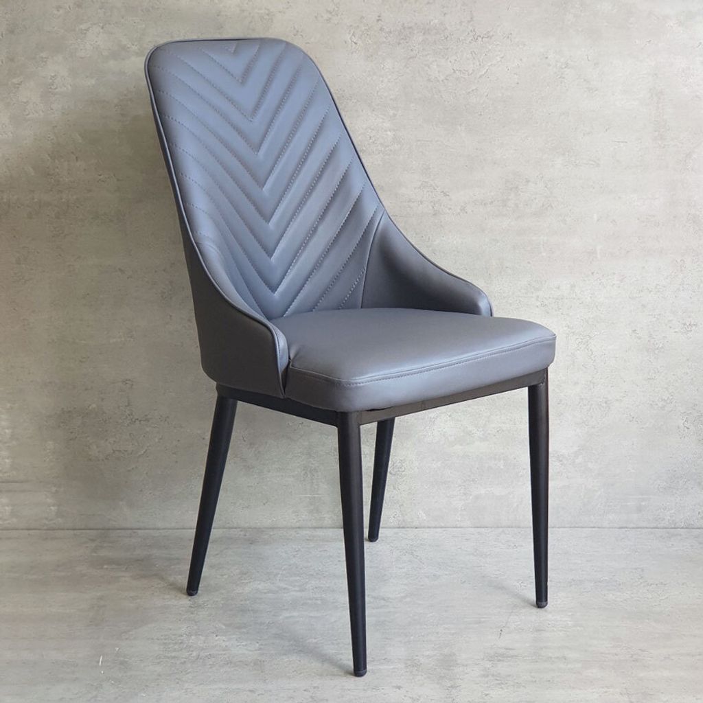 ghe-an-dang-co-dien-boc-nem-da-simili-chan-sat-2