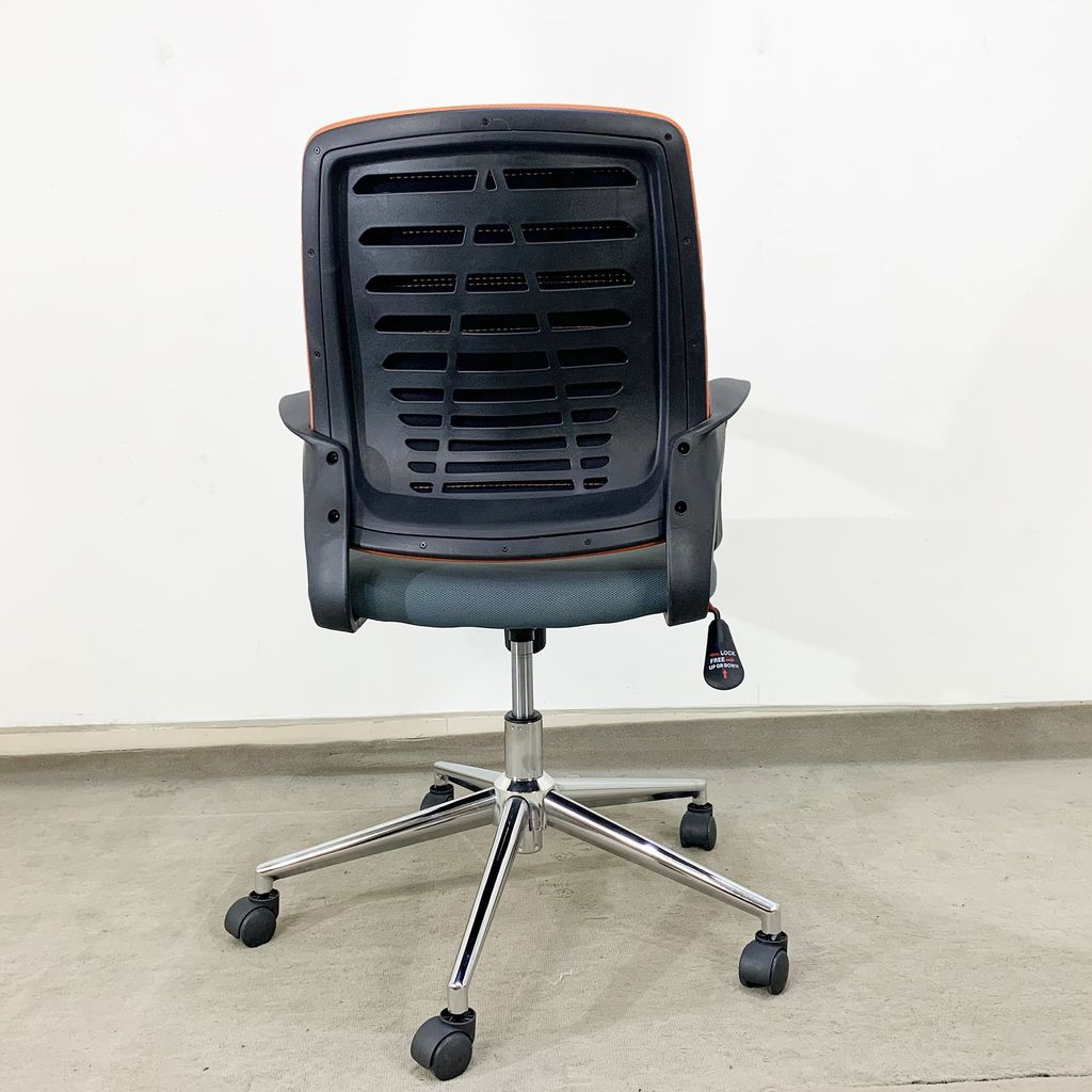 M1018-01-ghe-chan-xoay-inox-04