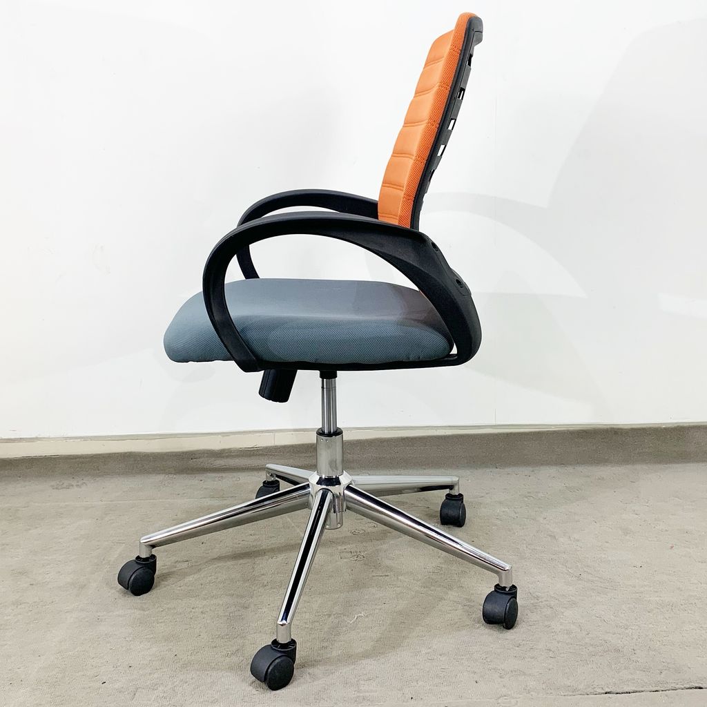 M1018-01-ghe-chan-xoay-inox-03